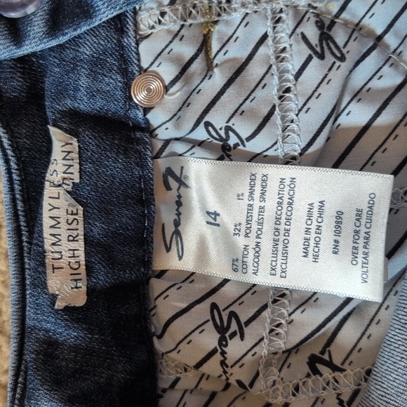 Seven7 Tummy Less High Rise Skinny Jeans Size 14 - Picture 7 of 7